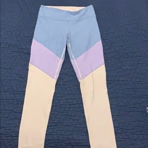 NWOT Outdoor Voices Warm Up Legging Size M